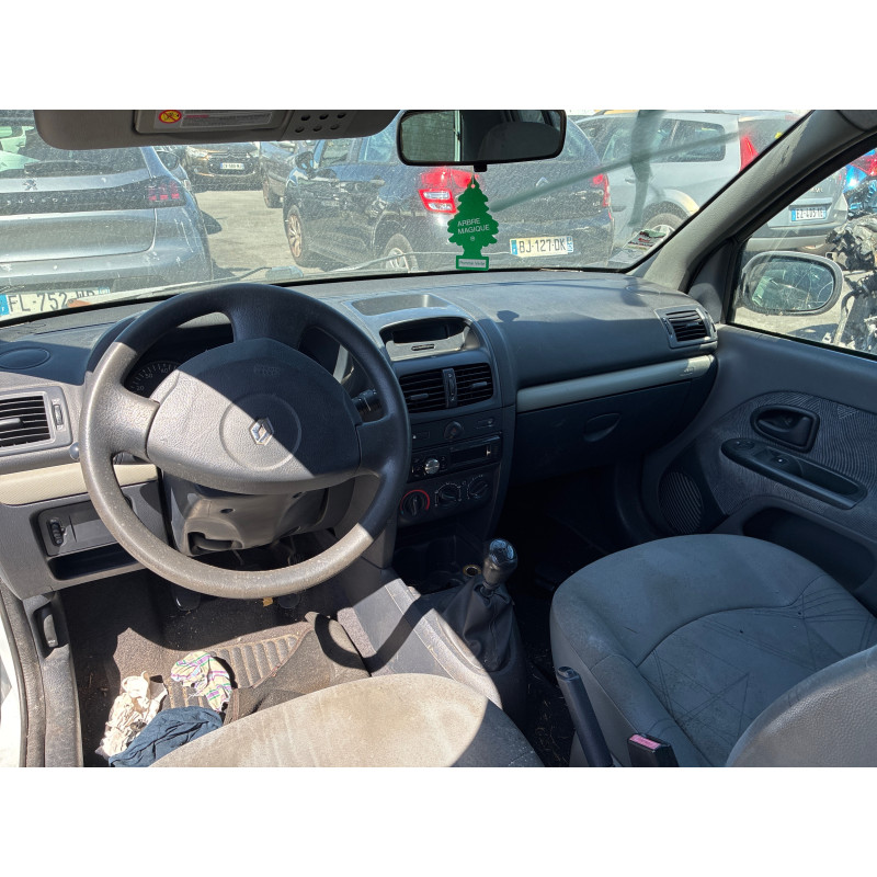 Capot RENAULT CLIO 2 Photo n°15