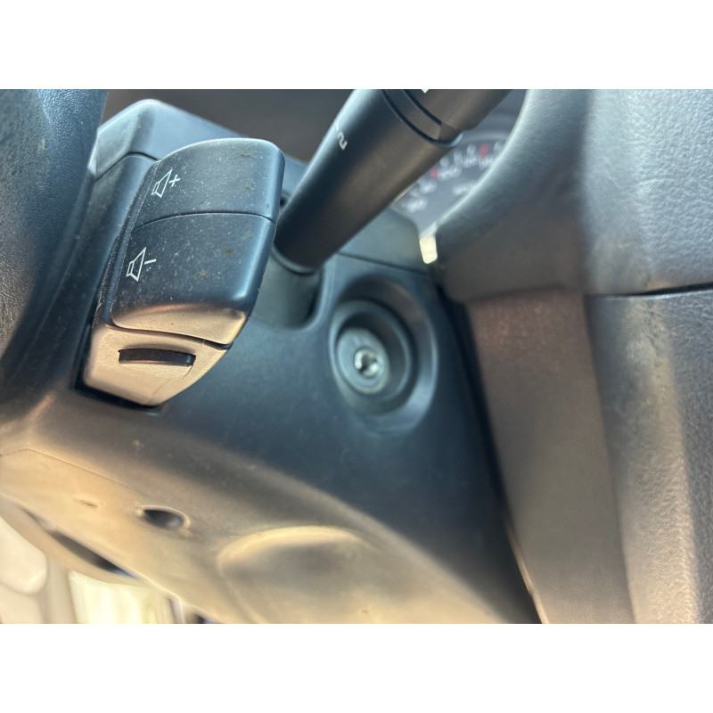 Capot RENAULT CLIO 2 Photo n°19