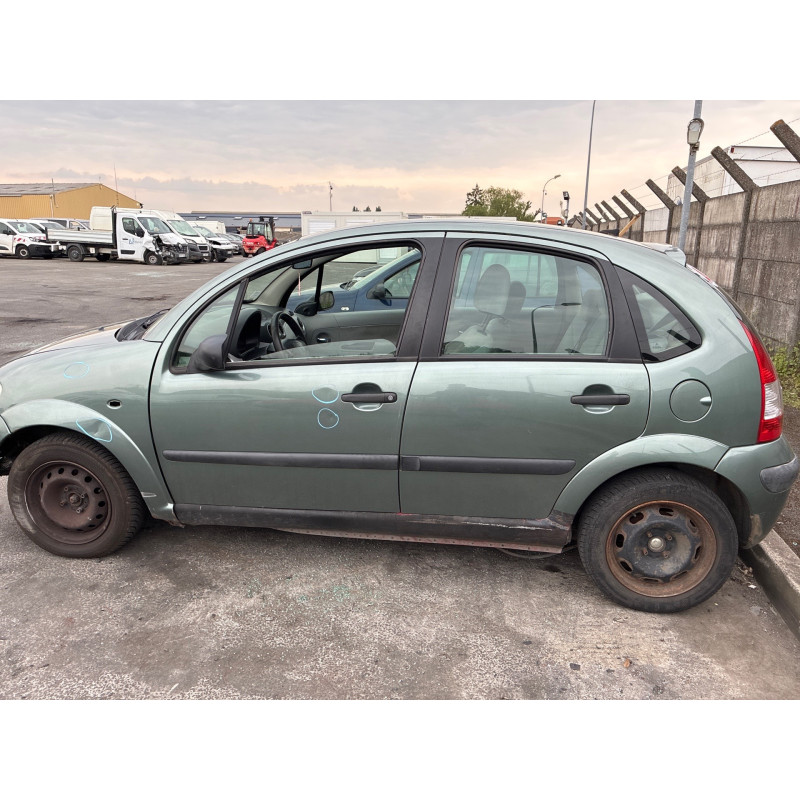 Feu arriere stop central CITROEN C3 1 Photo n°4