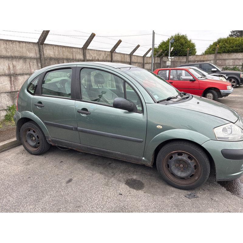 Feu arriere stop central CITROEN C3 1 Photo n°6