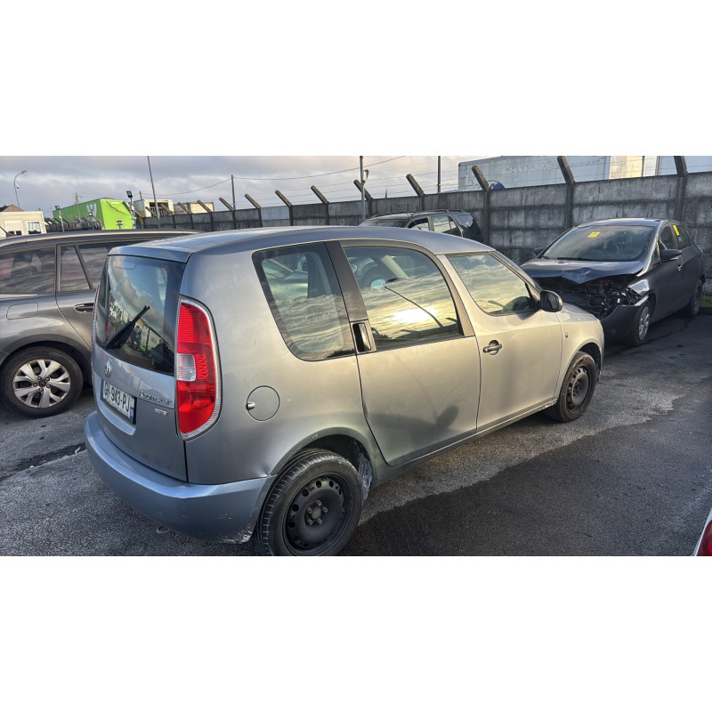 Cremaillere assistee SKODA ROOMSTER Photo n°9