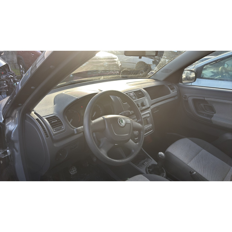Cremaillere assistee SKODA ROOMSTER Photo n°13