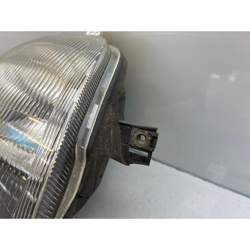 Optique avant principal droit (feux)(phare) RENAULT CLIO 2 Photo n°3
