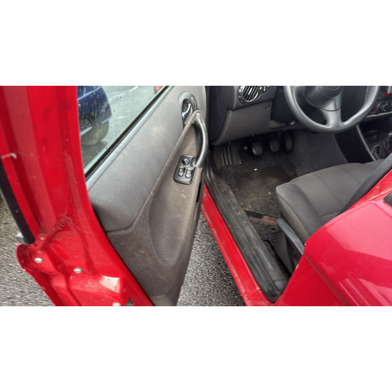 Feu arriere secondaire droit (feux) ALFA ROMEO 147 Photo n°13