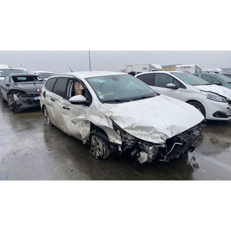 Renfort pare choc arriere (traverse) PEUGEOT 308 2 SW Photo n°5