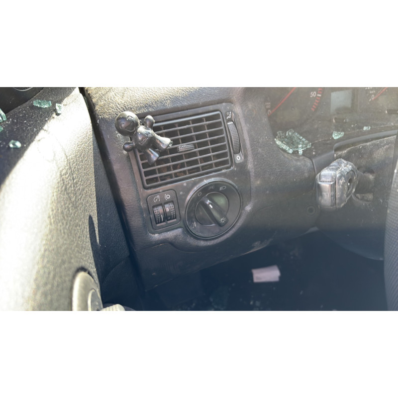 Cremaillere assistee VOLKSWAGEN GOLF 4 Photo n°18