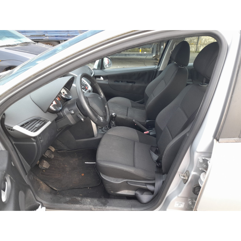 Boitier servitude moteur (BSM) PEUGEOT 207 Photo n°12