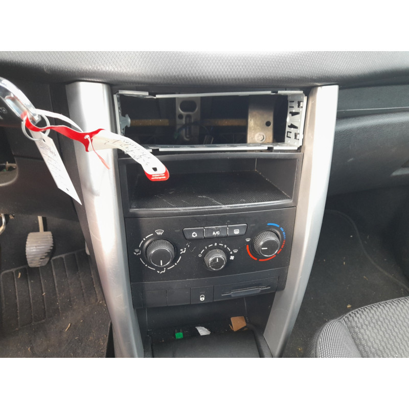 Boitier servitude moteur (BSM) PEUGEOT 207 Photo n°14
