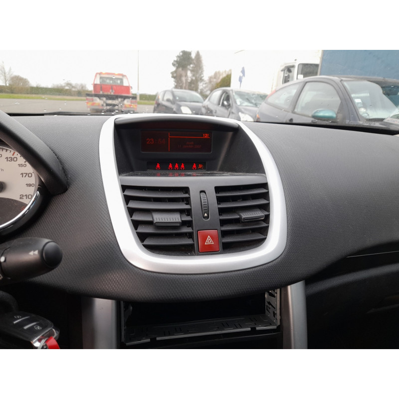 Boitier servitude moteur (BSM) PEUGEOT 207 Photo n°15