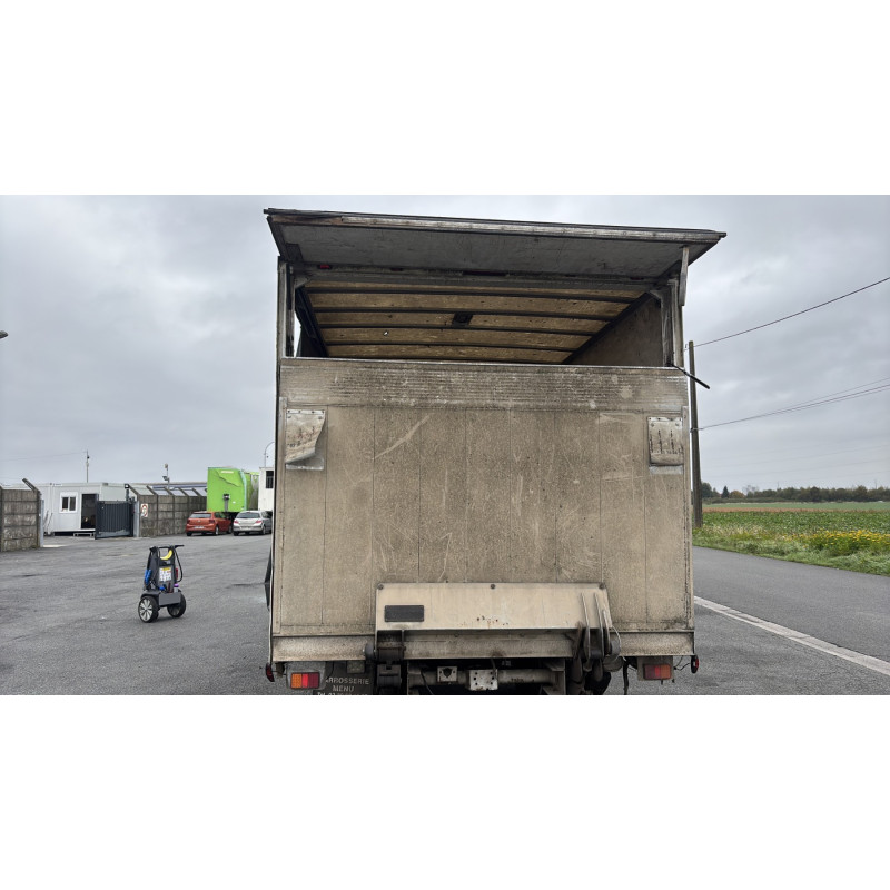 Etrier avant gauche (freinage) RENAULT MASCOTT Photo n°8
