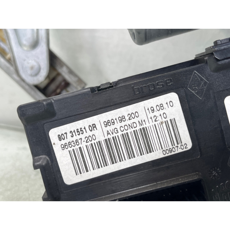 Leve vitre electrique avant gauche RENAULT MEGANE 3 Photo n°3