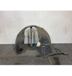 Pare boue avant gauche PEUGEOT 208 1