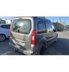 Feu arriere stop central PEUGEOT PARTNER 2