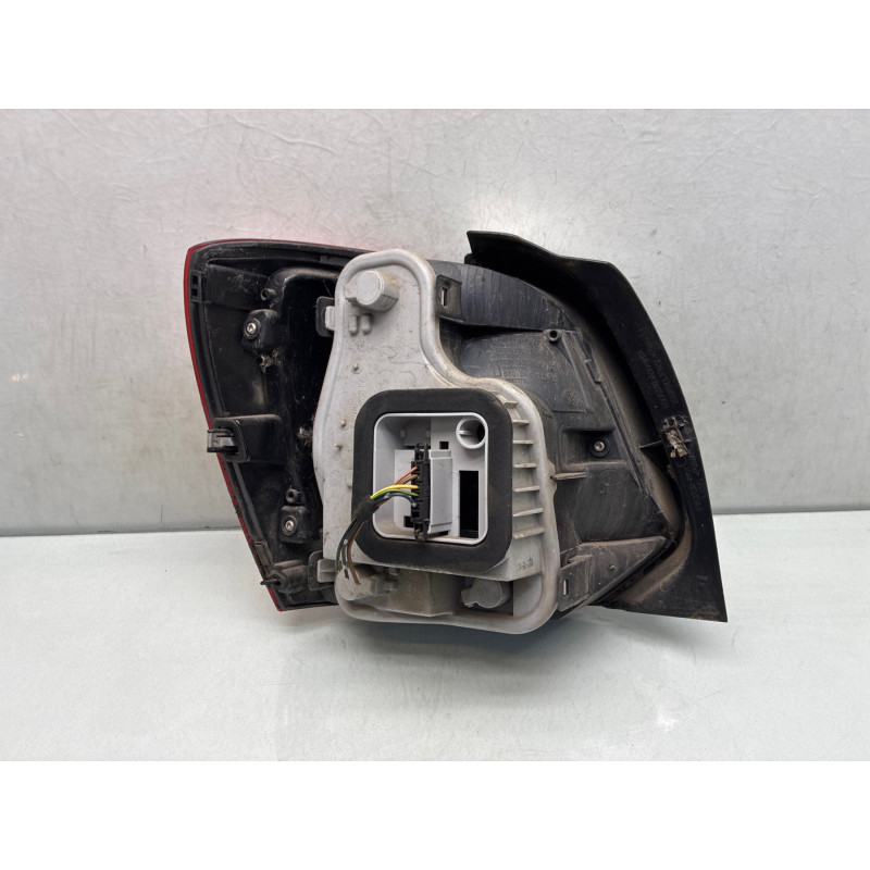 Feu arriere principal droit (feux) VOLKSWAGEN POLO 5 Photo n°4