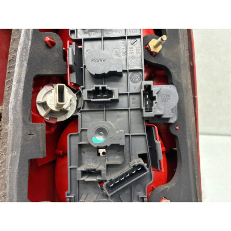 Feu arriere principal droit (feux) VOLKSWAGEN PASSAT 4