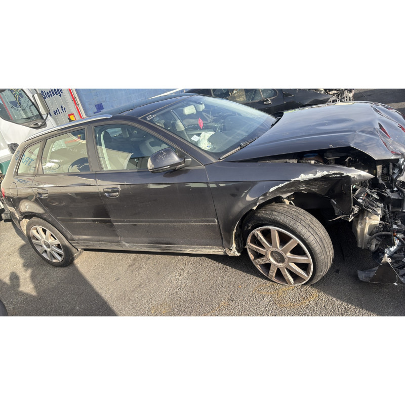 Feu arriere secondaire droit (feux) AUDI A3 2 Photo n°8