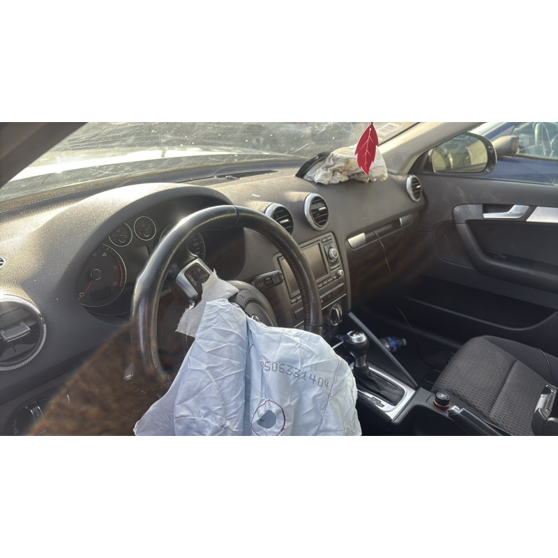 Feu arriere secondaire droit (feux) AUDI A3 2 Photo n°15