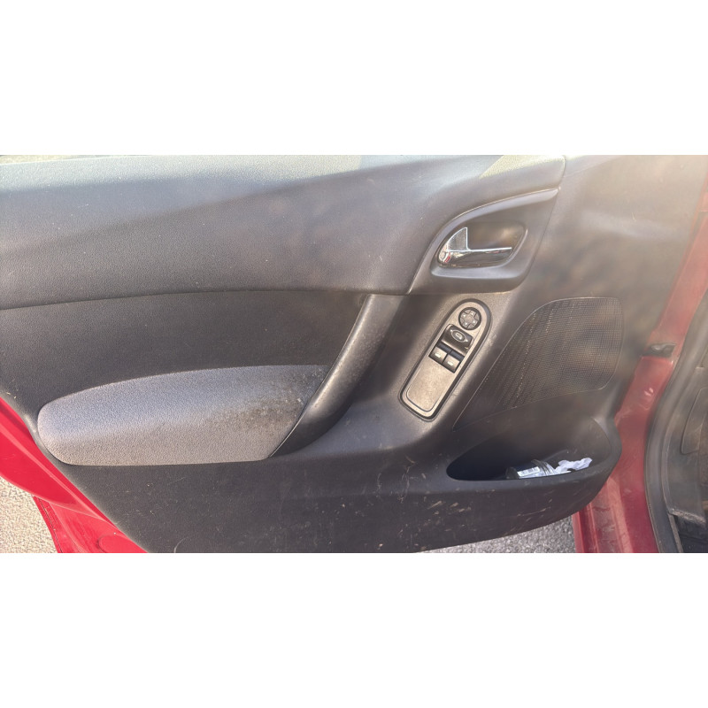 Custode avant gauche (porte) CITROEN C3 2 Photo n°14
