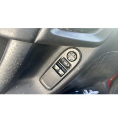 Custode avant gauche (porte) CITROEN C3 2