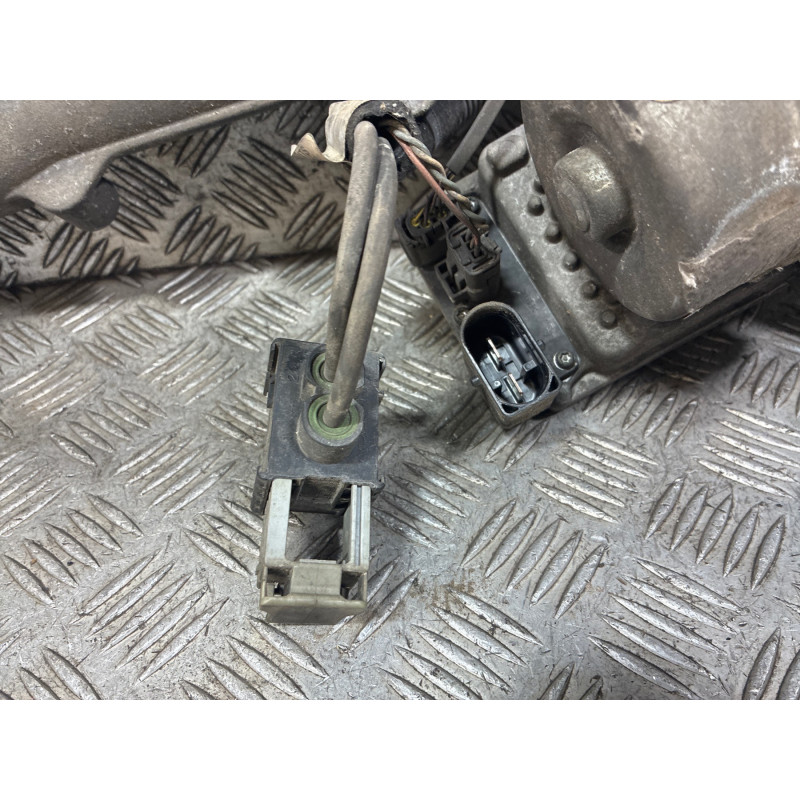 Cremaillere assistee PEUGEOT 207 Photo n°4