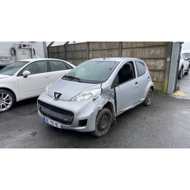 Poignee porte avant gauche PEUGEOT 107 Photo n°4