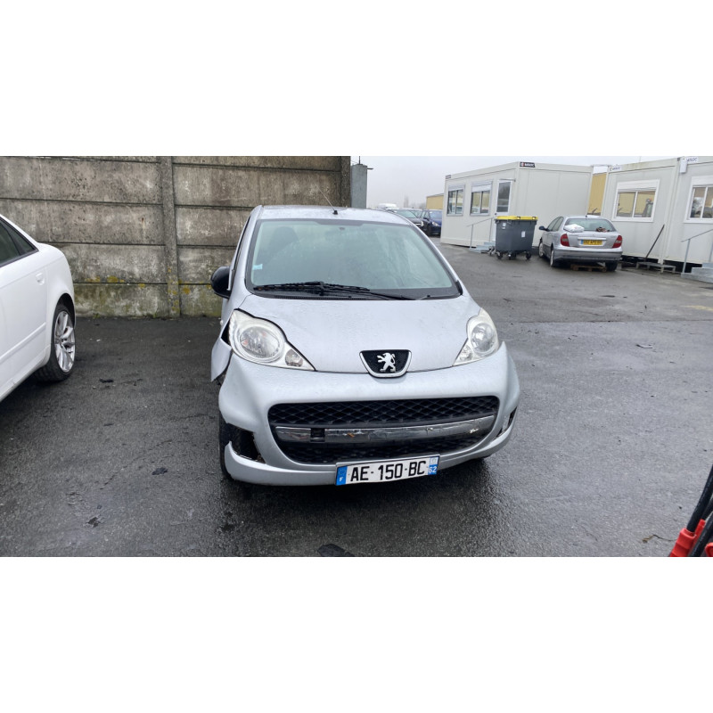 Poignee porte avant gauche PEUGEOT 107 Photo n°9