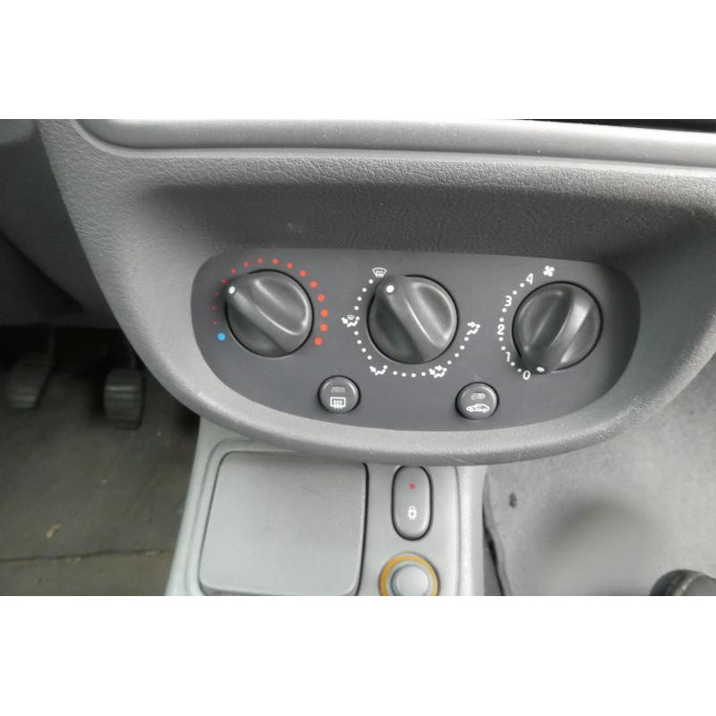 Cremaillere assistee RENAULT CLIO 2 Photo n°12