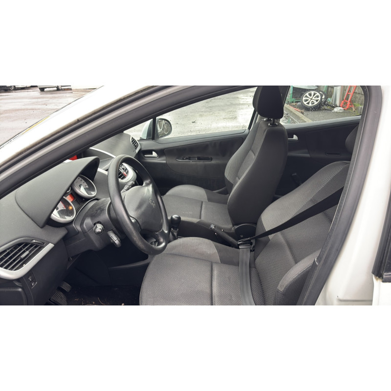 Boitier servitude moteur (BSM) PEUGEOT 207 Photo n°15