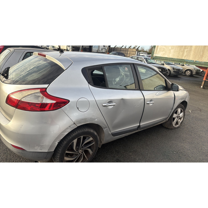 Leve vitre electrique avant gauche RENAULT MEGANE 3 Photo n°10