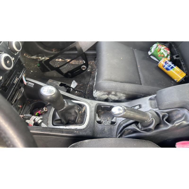 Leve vitre electrique avant gauche RENAULT MEGANE 3 Photo n°20