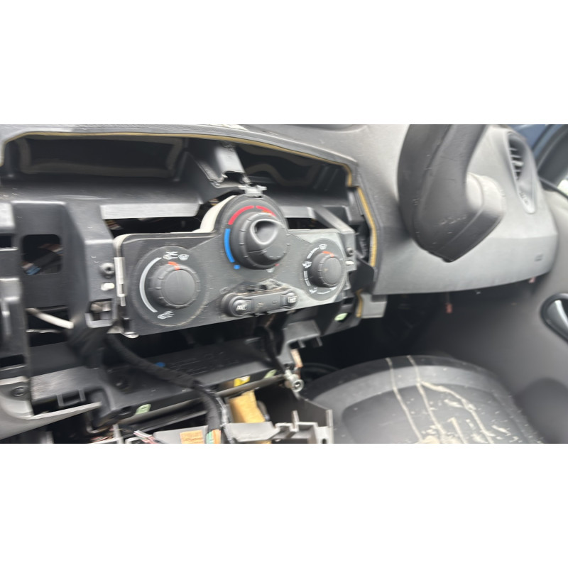 Boitier USM  RENAULT SCENIC 2 Photo n°18