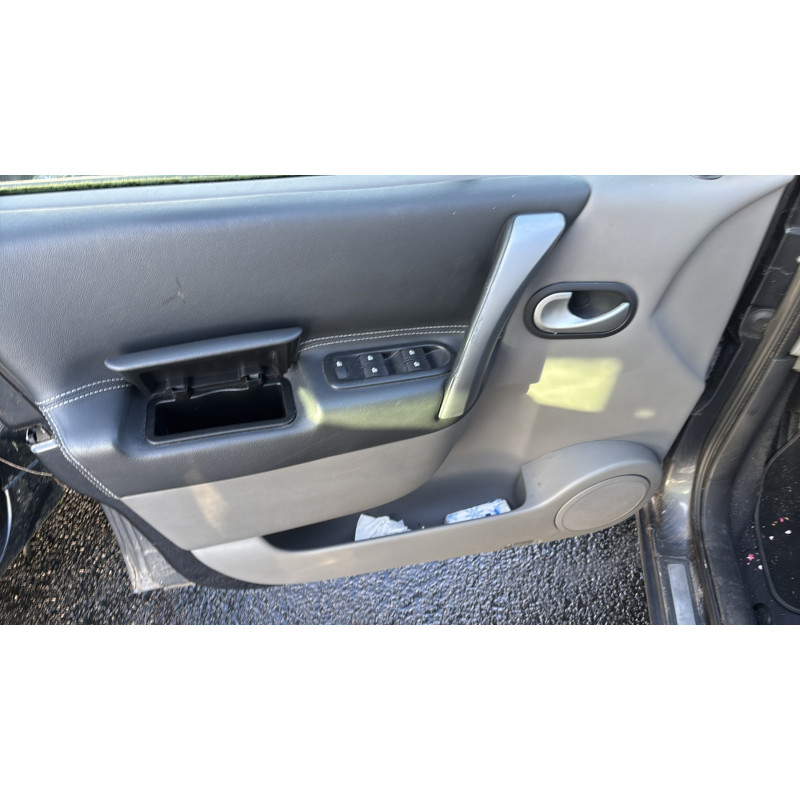 Boitier USM  RENAULT SCENIC 2 Photo n°14