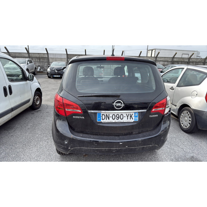 Cremaillere assistee OPEL MERIVA B Photo n°11