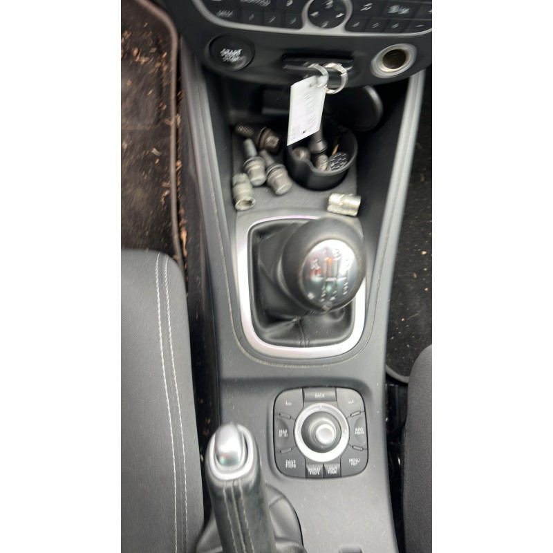Boitier USM  RENAULT MEGANE 3 Photo n°20