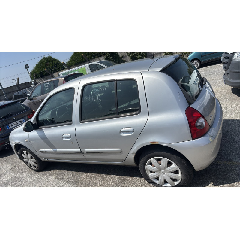 Autoradio d'origine RENAULT CLIO 2 CAMPUS Photo n°10