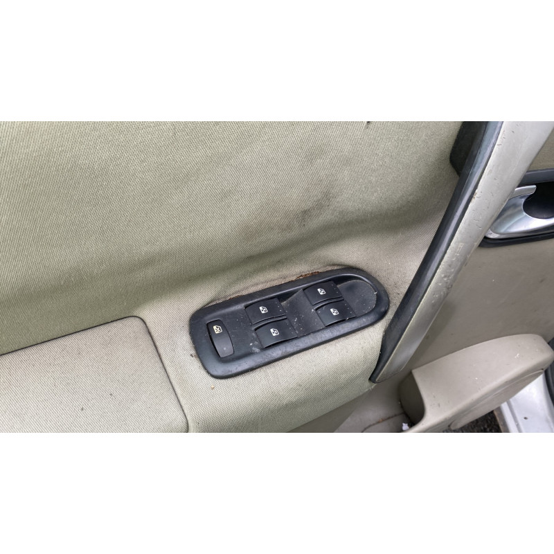 Boitier USM  RENAULT SCENIC 2 Photo n°15