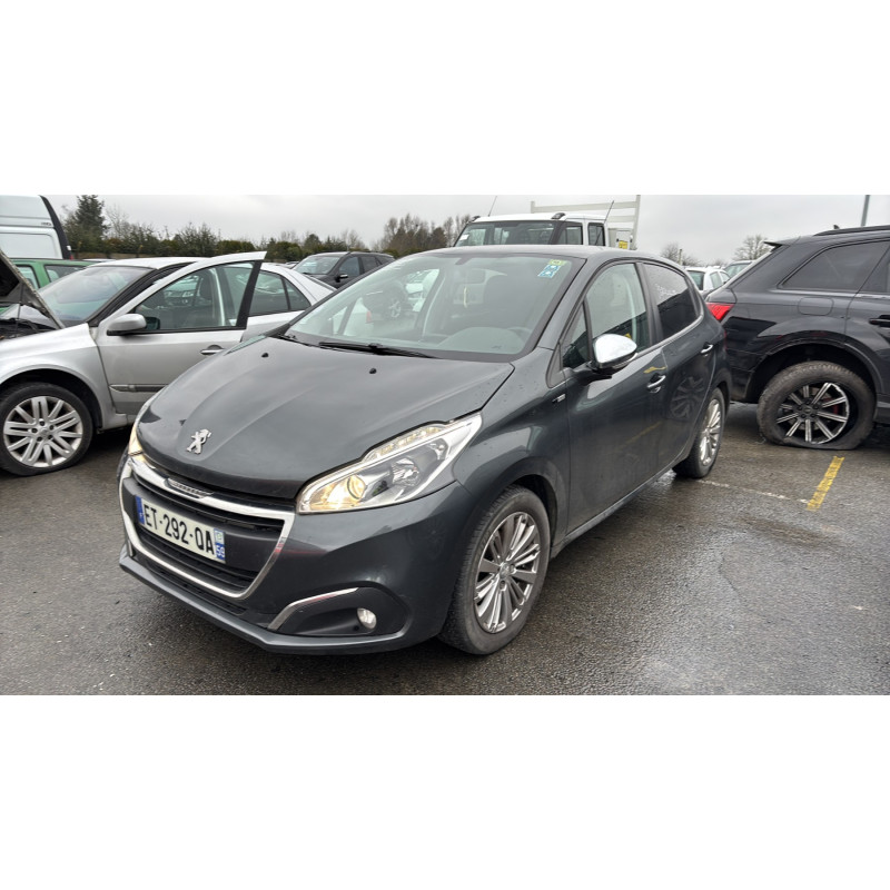 Anti brouillard arriere PEUGEOT 208 1 Photo n°8