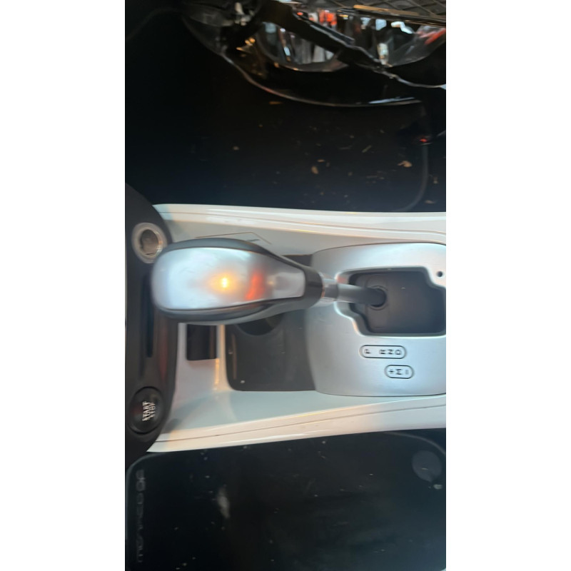 Boitier USM  RENAULT MEGANE 3 Photo n°9