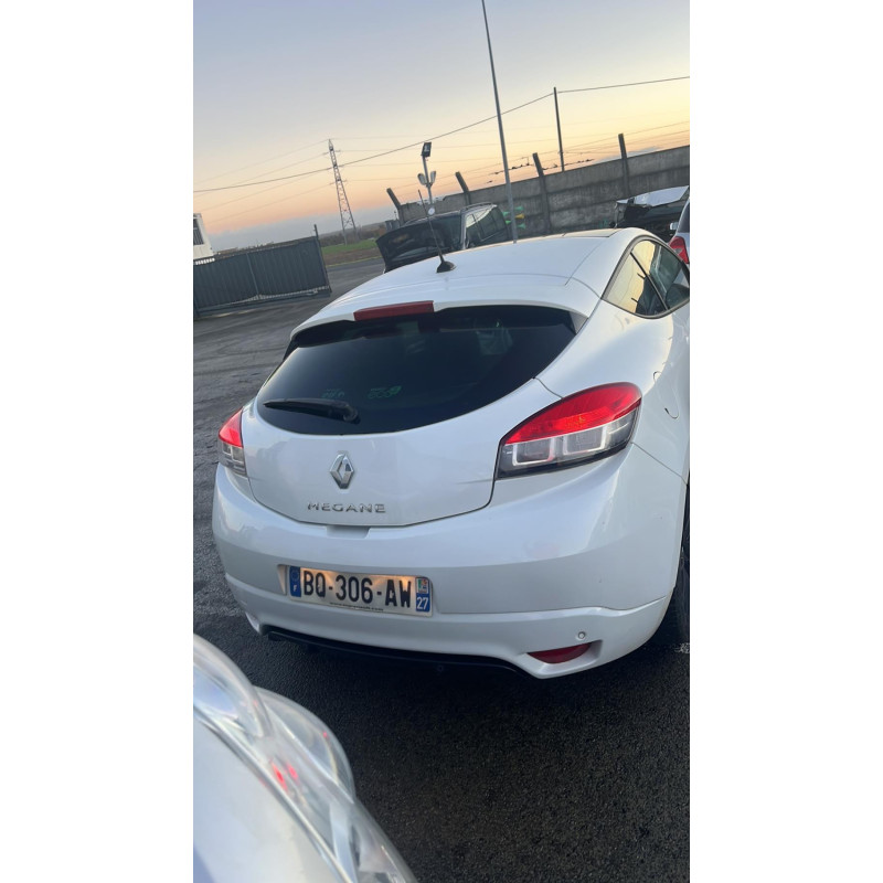 Boitier USM  RENAULT MEGANE 3 Photo n°12