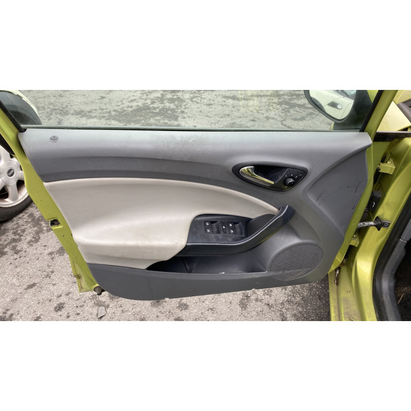 Vitre arriere gauche SEAT IBIZA 4 Photo n°14