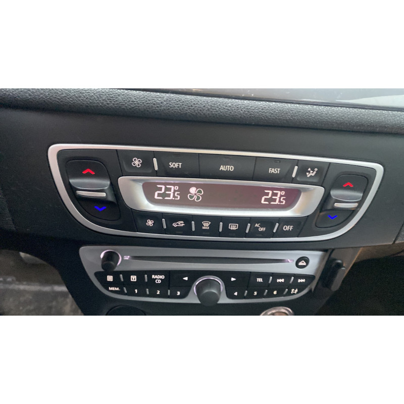 Boitier USM  RENAULT MEGANE 3 Photo n°17