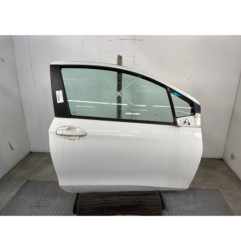 Porte avant droit TOYOTA YARIS 3 Photo n°1