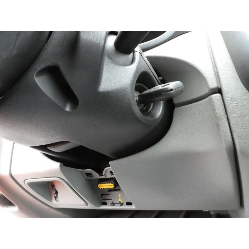 Etrier avant droit (freinage) RENAULT TRAFIC 2 Photo n°9