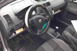 Leve vitre electrique avant gauche VOLKSWAGEN POLO 4