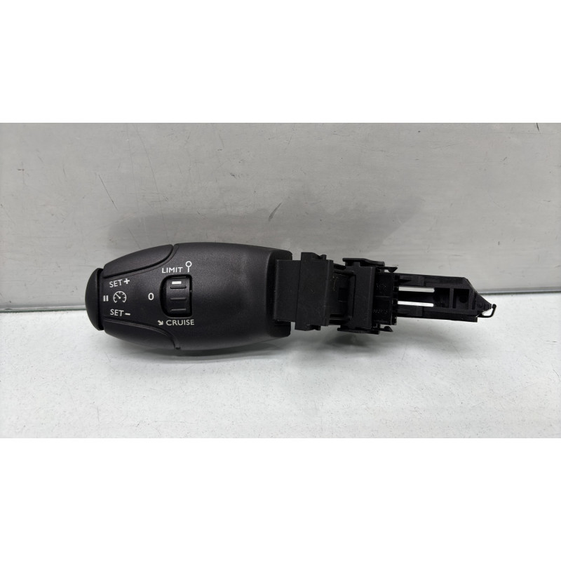 Commande regulateur vitesse CITROEN DS3 Photo n°1