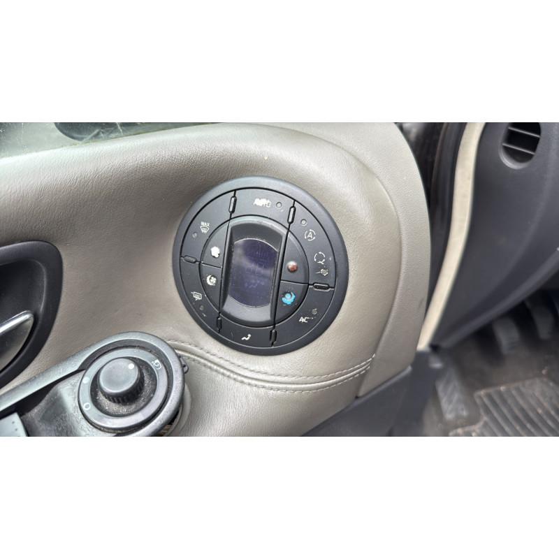 Bouton de warning RENAULT ESPACE 4 Photo n°13