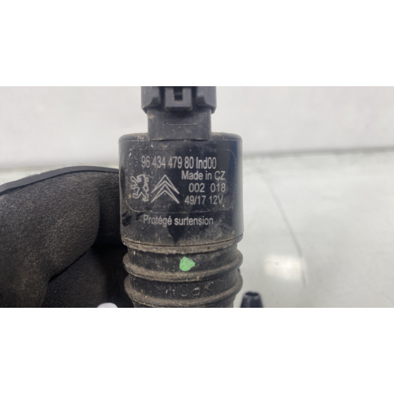 Pompe lave glace avant CITROEN C4 CACTUS Photo n°2