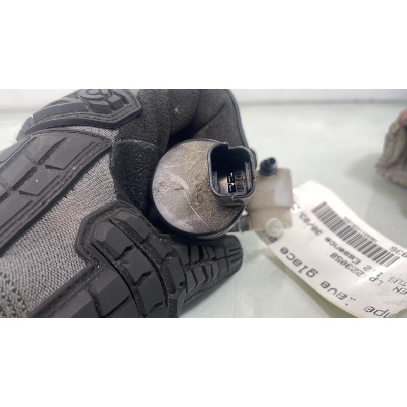 Pompe lave glace avant CITROEN C4 CACTUS Photo n°3