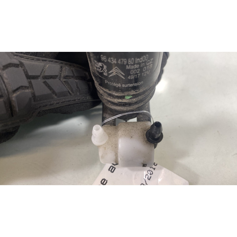 Pompe lave glace avant CITROEN C4 CACTUS Photo n°5