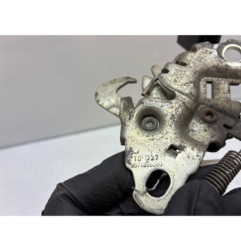 Fermeture de capot PEUGEOT 3008 1